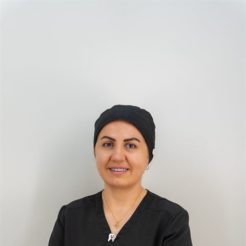 Nadia, dental assistant at Limegreen Dental in Hamilton